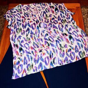 Cabi Size XL Cream with Purple Print Top